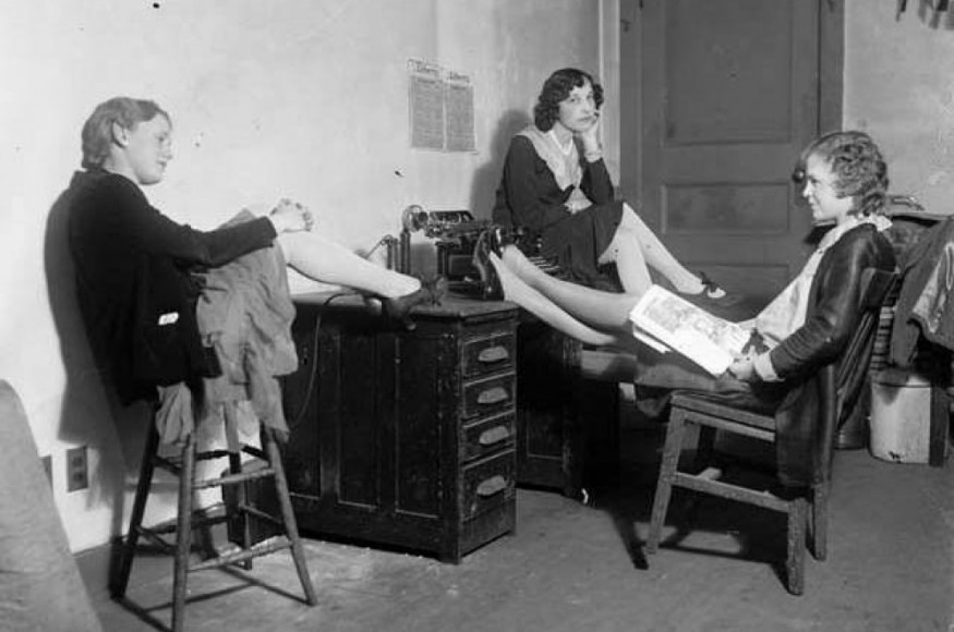 DPL_Three_Women_at_desk_c._1920-30-35_00186828