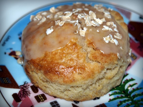 maple oatmeal scones