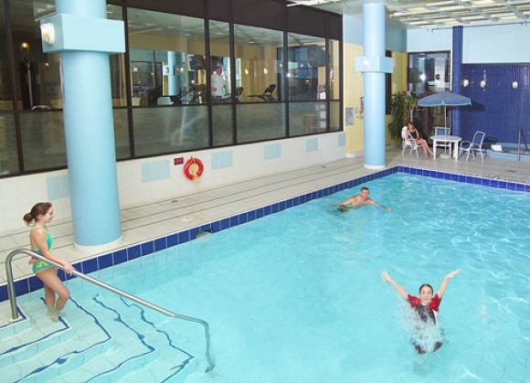 pool delta markham
