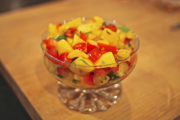 mango pineapple salsa
