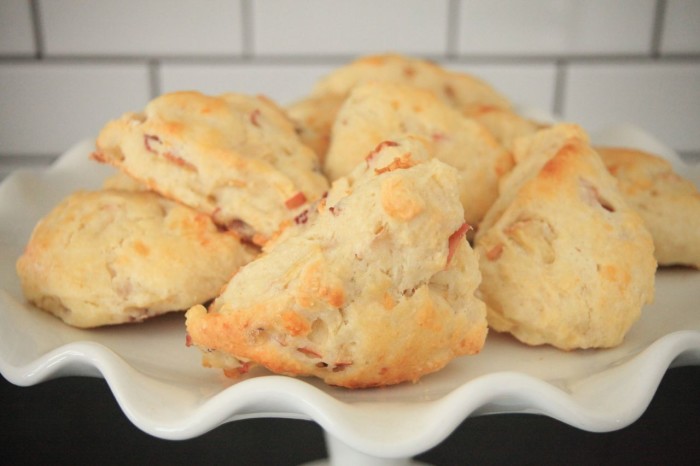 bacon cheddar apple scones
