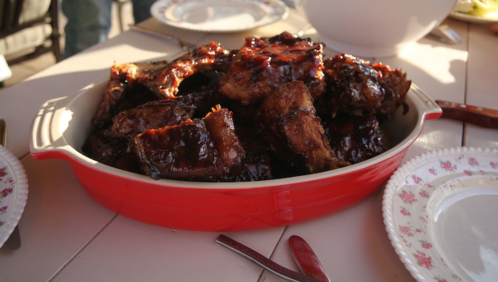 barbecue ribs with cherry glaze