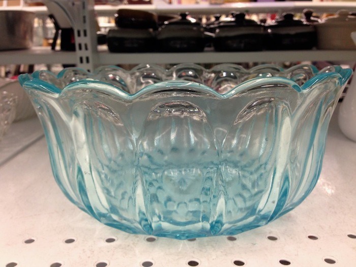 vintage dishes, blue bowl