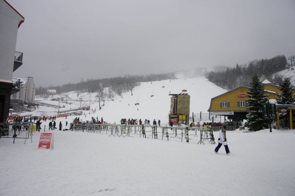 mont tremblant steps from the hill