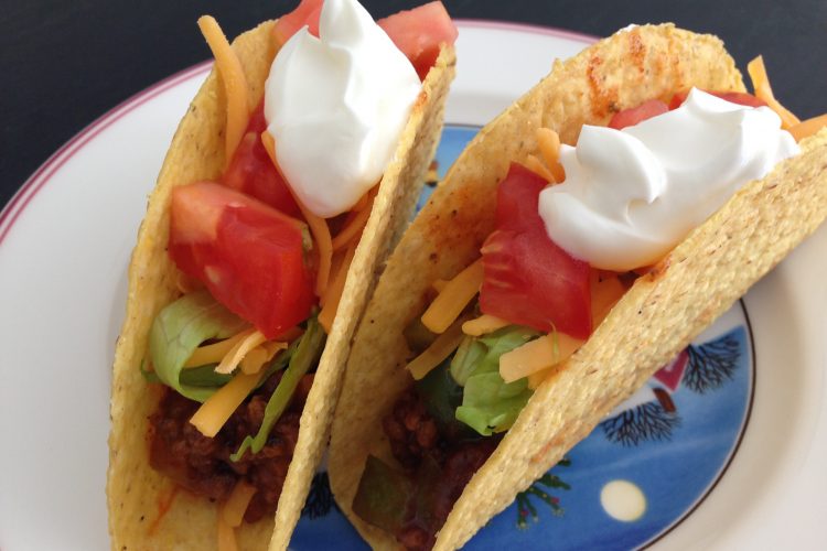 Classic Weeknight Tacos, taco recipe, beef tacos, classic beef tacos