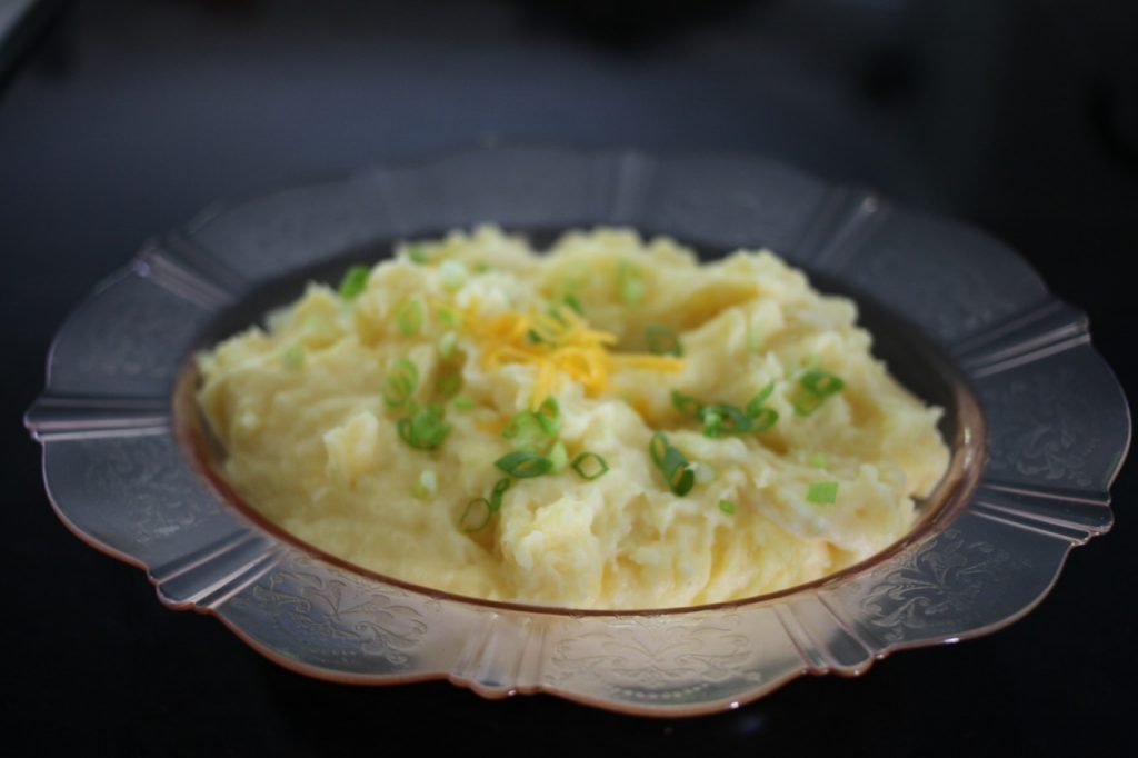 Cheesy make ahead mashed potatoes