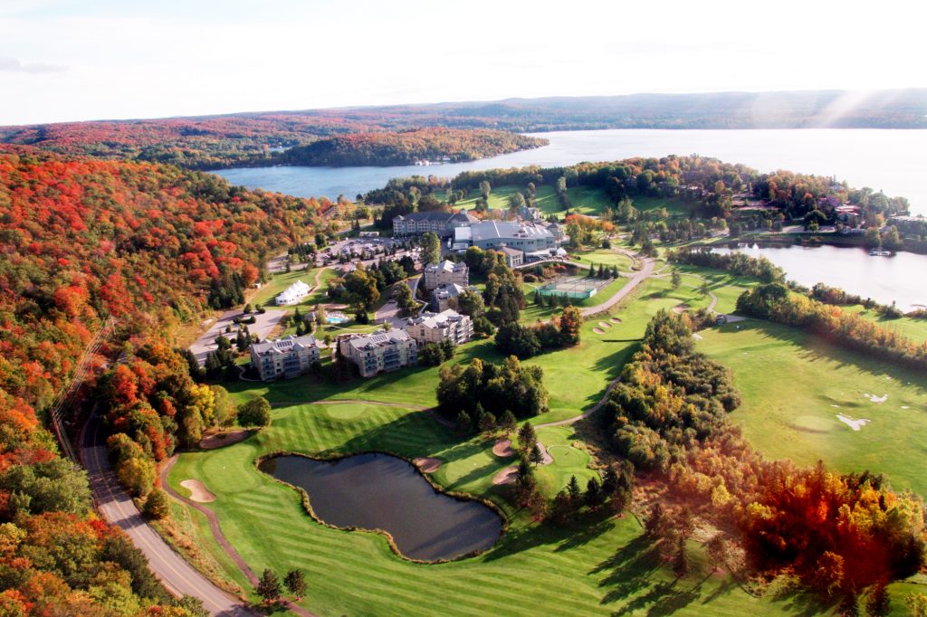 DH Fall aerial golf with pond in front 6 x 4 300dpi DSCF2475_no-telephone-lines