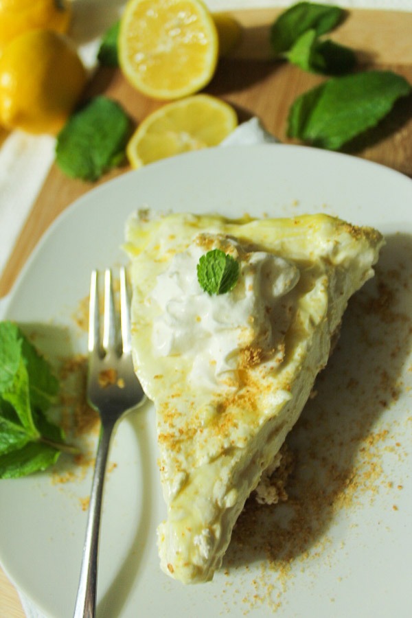 No Bake Lemon Mousee Cheesecake