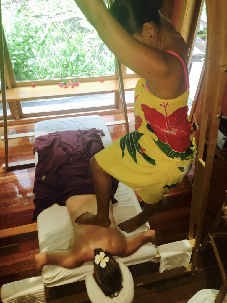 Avae Taurumi or Barefoot Massage