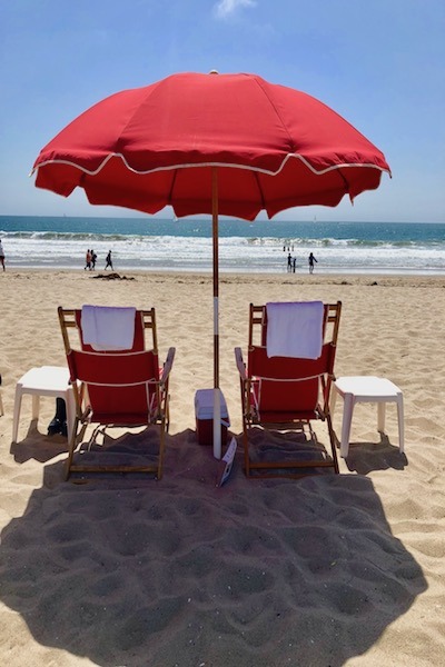 red eye out of LAX, Perry's on the beach, Beach Butler