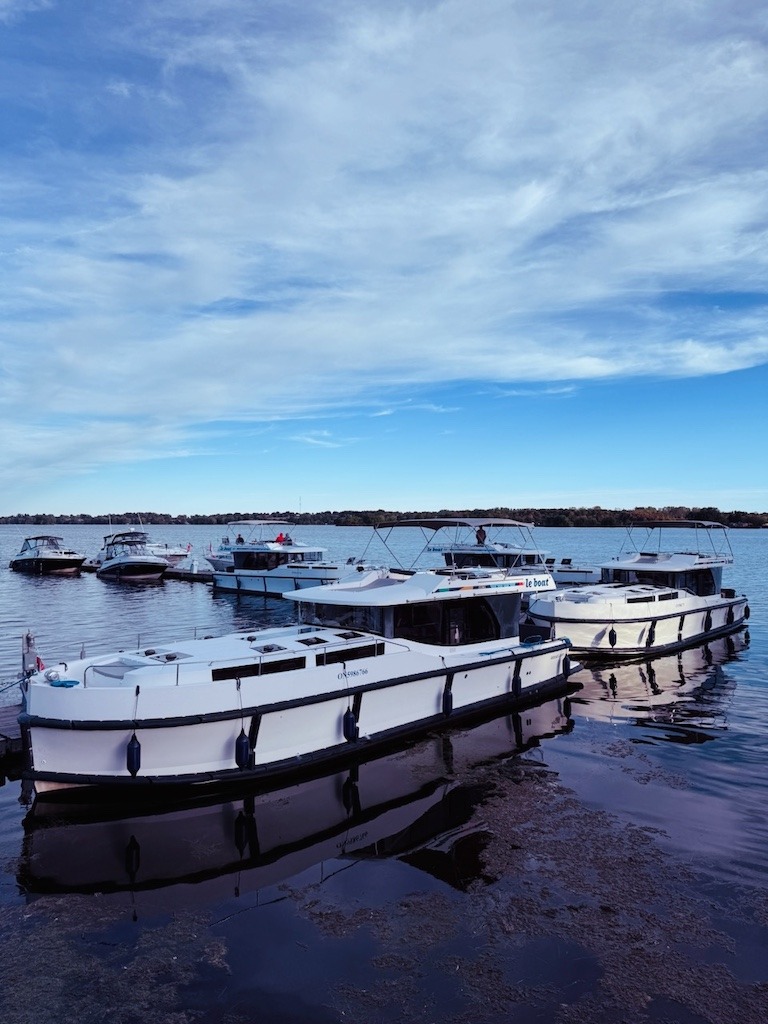 Women on a Le Boat retreat on the Rideau Canal with Girl Trips