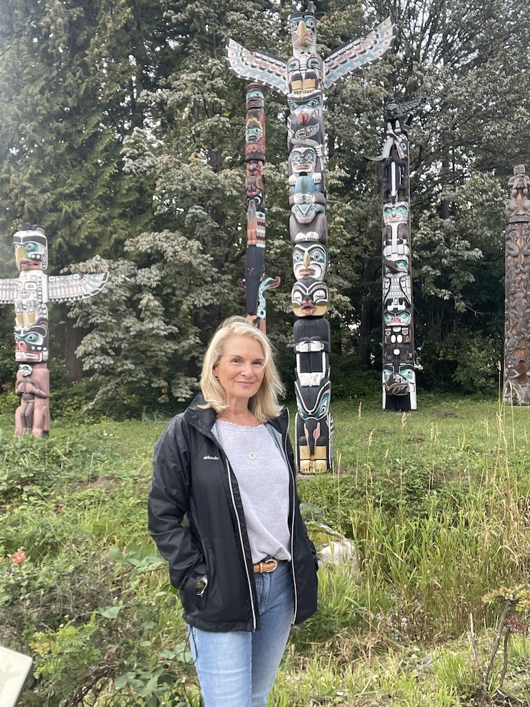 Should Canadians travel to the US? No. 